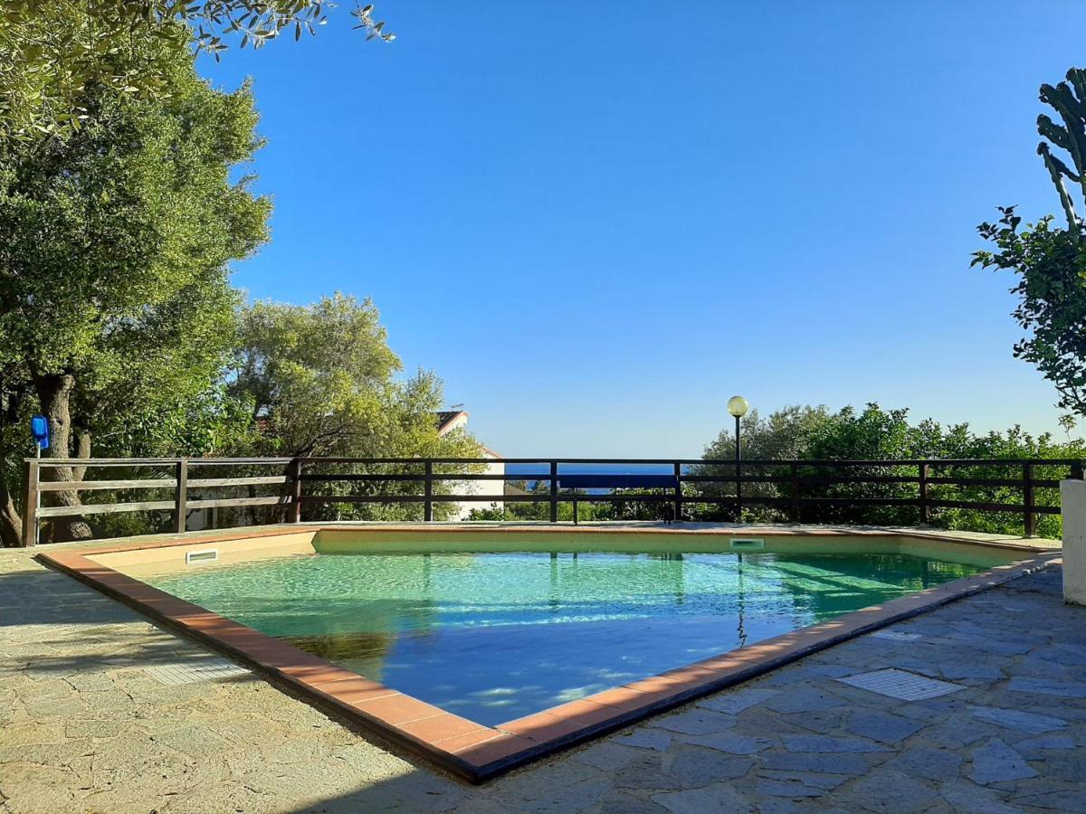 Limone Apartment